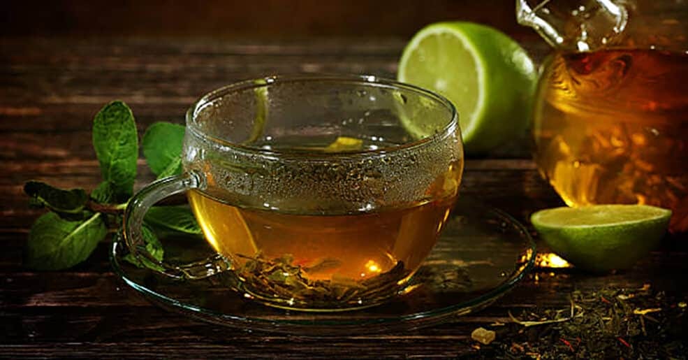 08 Benefícios do Chá de Limão para sua Saúde